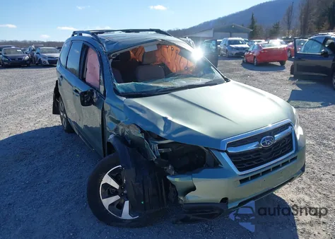 2017 Subaru Forester 2.5I Premium z USA, uszkodzony, nr VIN JF2SJAEC1HH436952